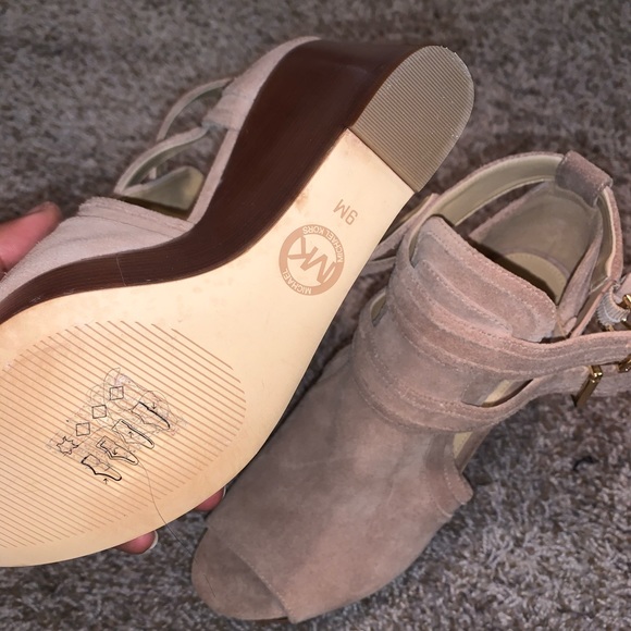 Michael Kors Suade Wedges - Picture 3 of 4